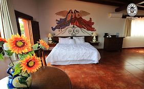 Villa San Jose Hotel&Suites